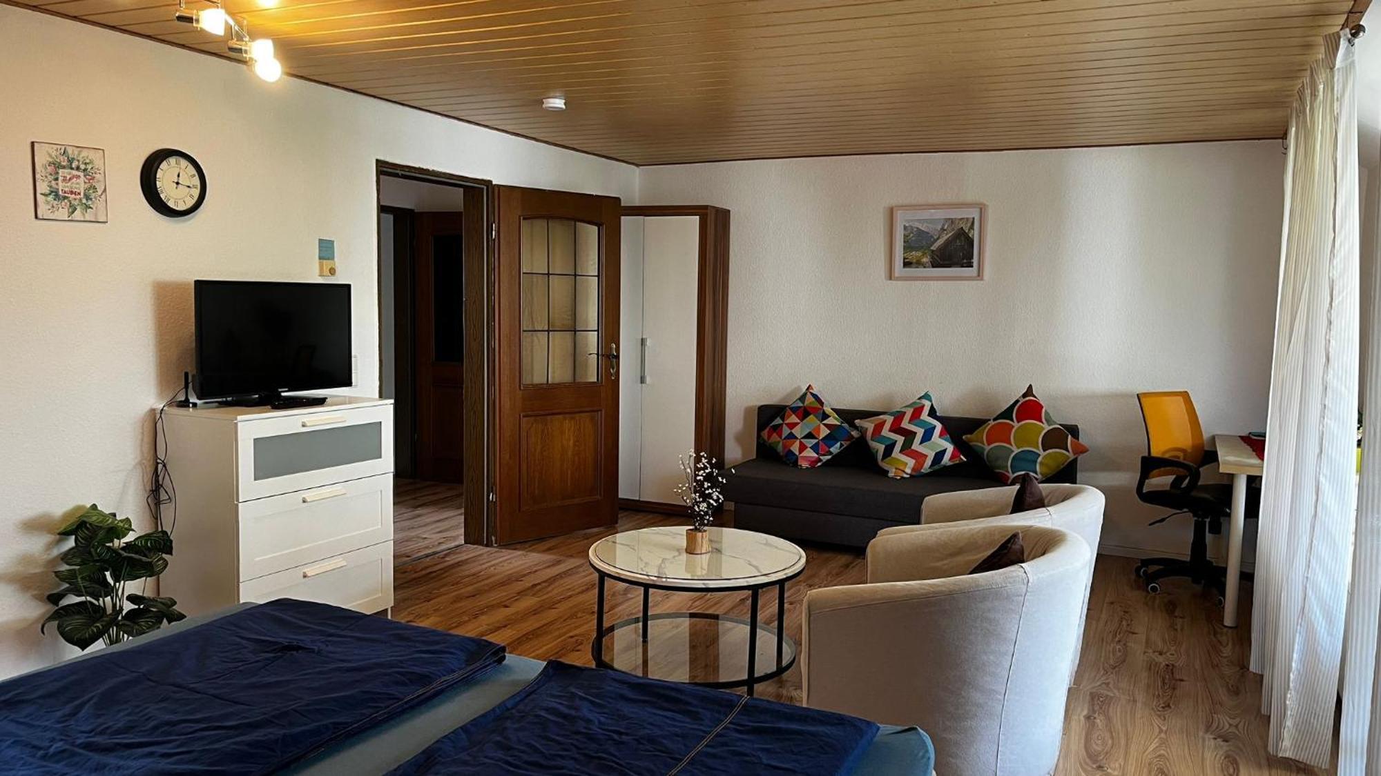 Private With Balcony In Dortmund-brackel Apartamento